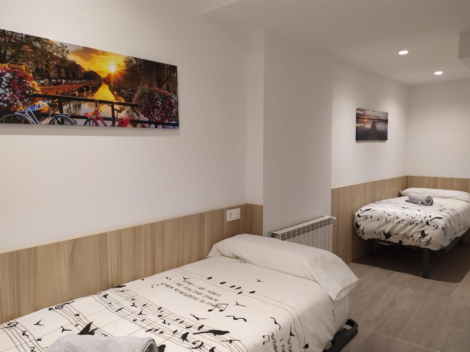 Welcoming Apart Old Town Apartment Pamplona Bagian luar foto